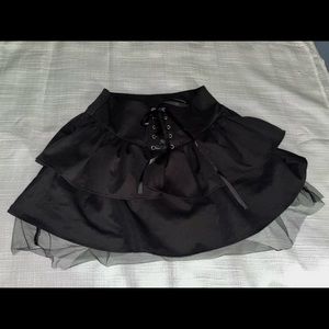 Lace up front mesh panel layered hem skirt